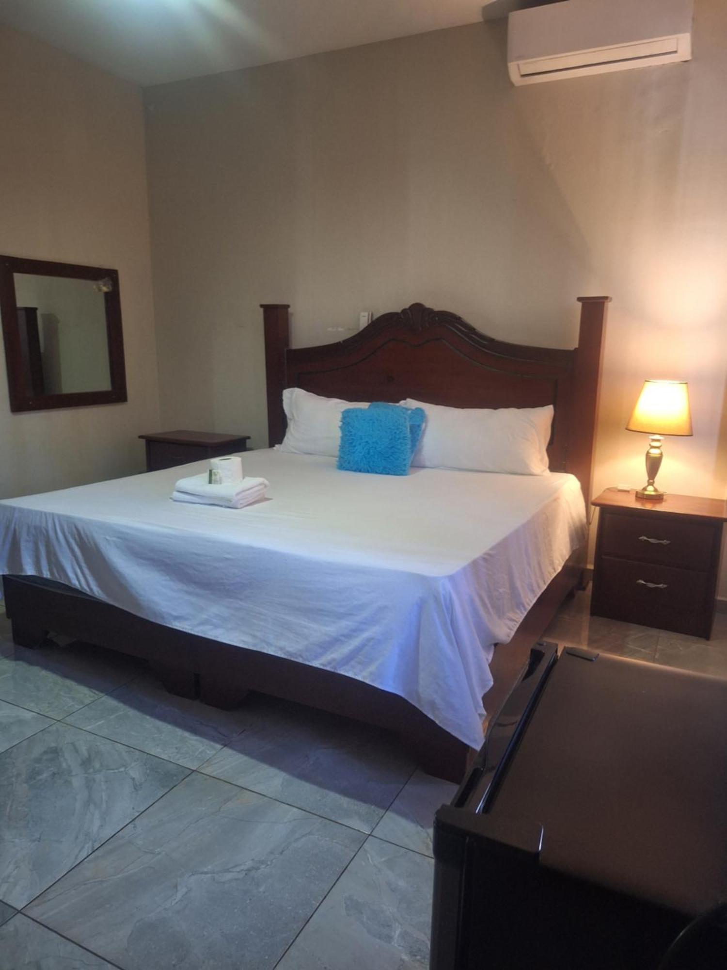 Edifcio Amapola Zona Colonial Con Vista Al Mar Santo Domingo Exteriör bild